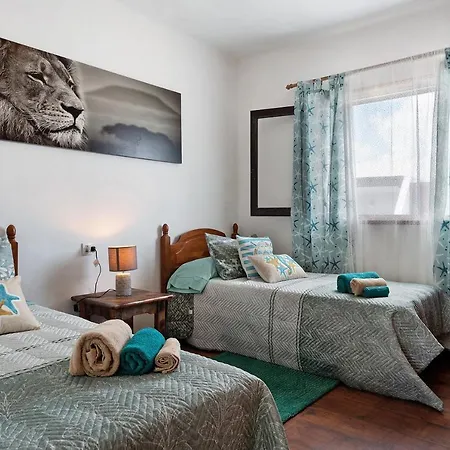 Guest house Casa Luz Elena 4*